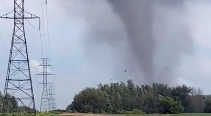 Tornada a făcut ravagii în provincia Quebec. FOTO: CBC.ca