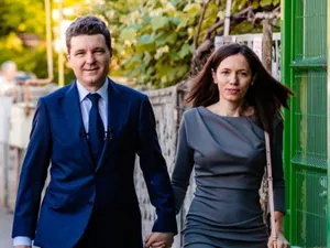 Nicușor Dan anunță că se însoară: „Se va întâmpla”, dar nu în campanie. Când va avea loc nunta cu partenera sa