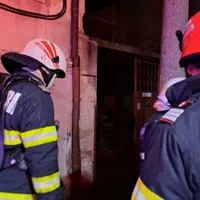 Pompierii au intervenit de urgență la un liceu după ce s-au găsit cutii cu semnul radioactiv - Foto: Arhiva