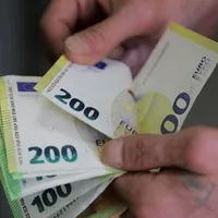 Românii plătesc mai mult la ratele în Euro Foto: Profimedia Images (imagine cu rol ilustrativ)