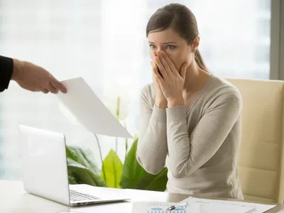 4.500 euro pentru că a fost concediată. Cum a reușit o femeie recent angajată să ia despăgubirea Foto: Freepik (fotografie cu caracter ilsutrativ)
