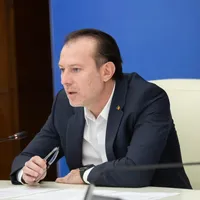 Ciucă, despre o demisie a lui Cîțu din grupul PNL după scandalul vaccinurilor: O chestiune de onoare - Foto: Facebook/ Florin Cîțu