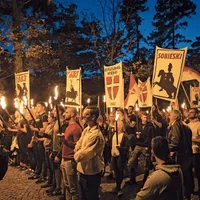 Membri ai grupării de tineret de extremă dreapta Generația Identitate. Foto Getty Images