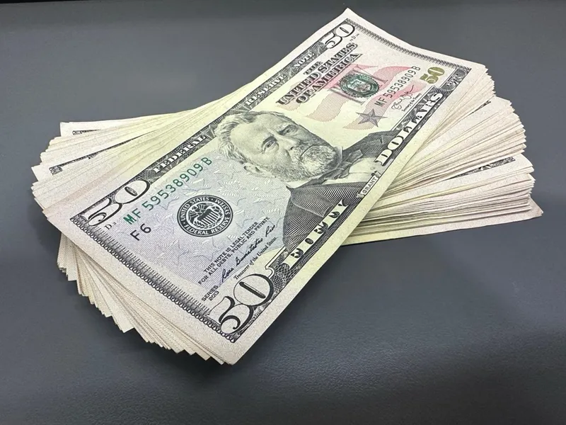 Cum să verificăm o bancnotă de 50 de dolari americani Foto: shutterstock
