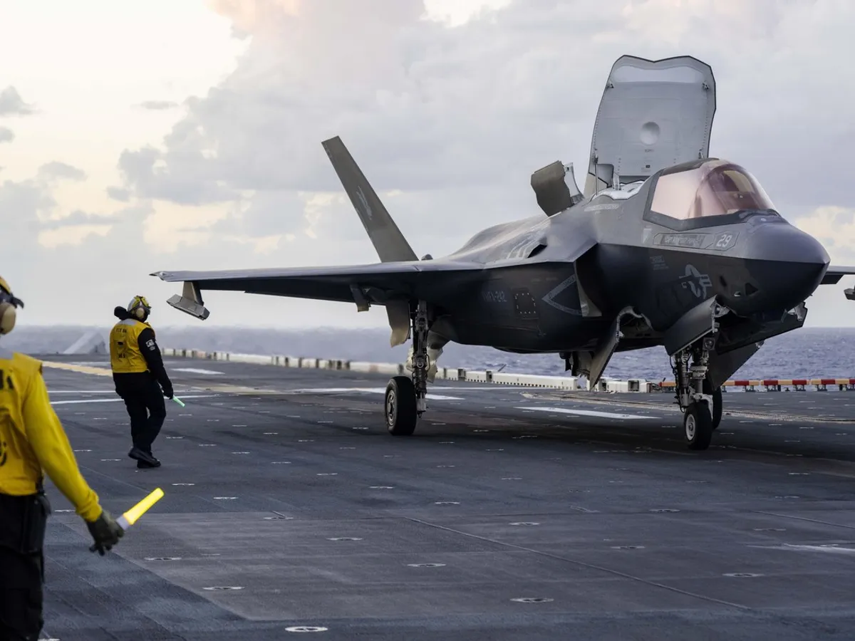 Avionul F-35 - Foto: Profimedia images