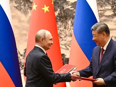Vladimir Putin și Xi Jinping - Foto: Profimedia images