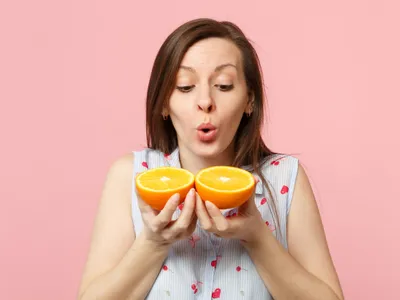 Ce este pielița albă din interiorul unei portocale? Vezi ce se întâmplă dacă o consumi - Foto: Freepik (Imagine cu rol ilustrativ)