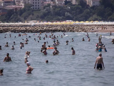 Ce boli poți lua din nisipul plajelor de la Marea Neagră? Pericolele de pe litoralul românesc - Foto: INQUAM Photos / George Călin