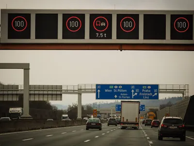 Austria a inventat autostrada cu 2 viteze: Mașinile electrice - 130 km/h, celelalte - 100 km/h - Foto: Profimedia Images (Imagine cu rol ilustrativ)