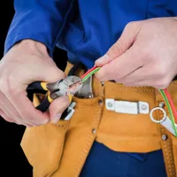 Electrician - Foto: Profimedia