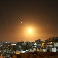 Sute de rachete balistice au fost lansate de Iran către Israel. Explozii în Tel Aviv - Foto: Profimedia Images