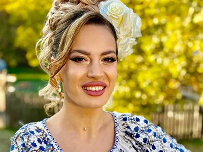 Artista de muzică populară, Teodora Pana prinsă la furat - Foto: Arhiva personala