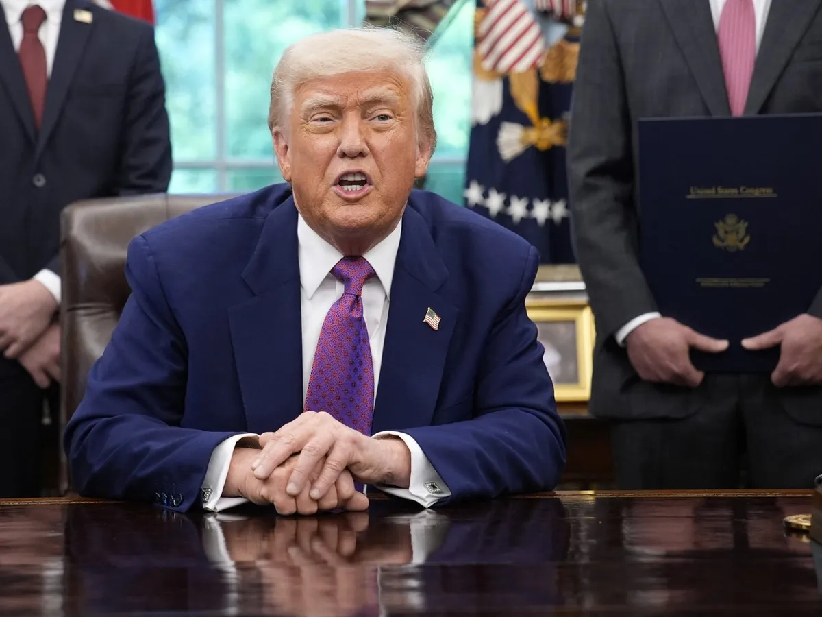 Trump dă un ordin prin care imigranţilor ilegali li se oferă gratis un zbor pentru a pleca din SUA - Foto: Profimedia Images (Imagine cu rol ilustrativ)