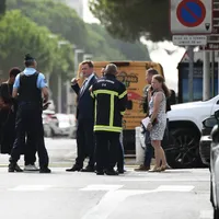 Mașini incendiate, soldate cu explozie, lângă o sinagogă din sudul Franței. Detalii despre victime - Sursa foto: Profimedia(imagine cu rol ilustrativ)