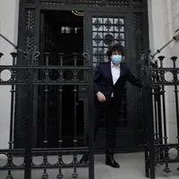 Nicușor Dan a început dezinsecția și deratizarea Foto: INQUAM/Calin George