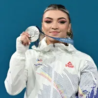 Mihaela Cambei, după medalia de argint de la haltere: „Este concursul vieţii mele” - Foto: Profimediaimages.ro