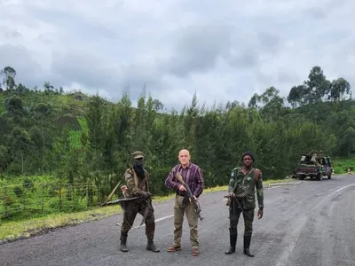 Mercenarul român poreclit „Mașinăria de război”, luptă în Congo. Acuzat de legături cu Wagner - FOTO: Twitter/@FMLarousse