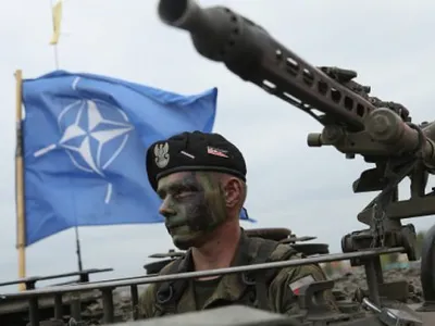 Un militar NATO care avea treabă la radarul de la Miroslava a fost filmat de radarul poliţiei