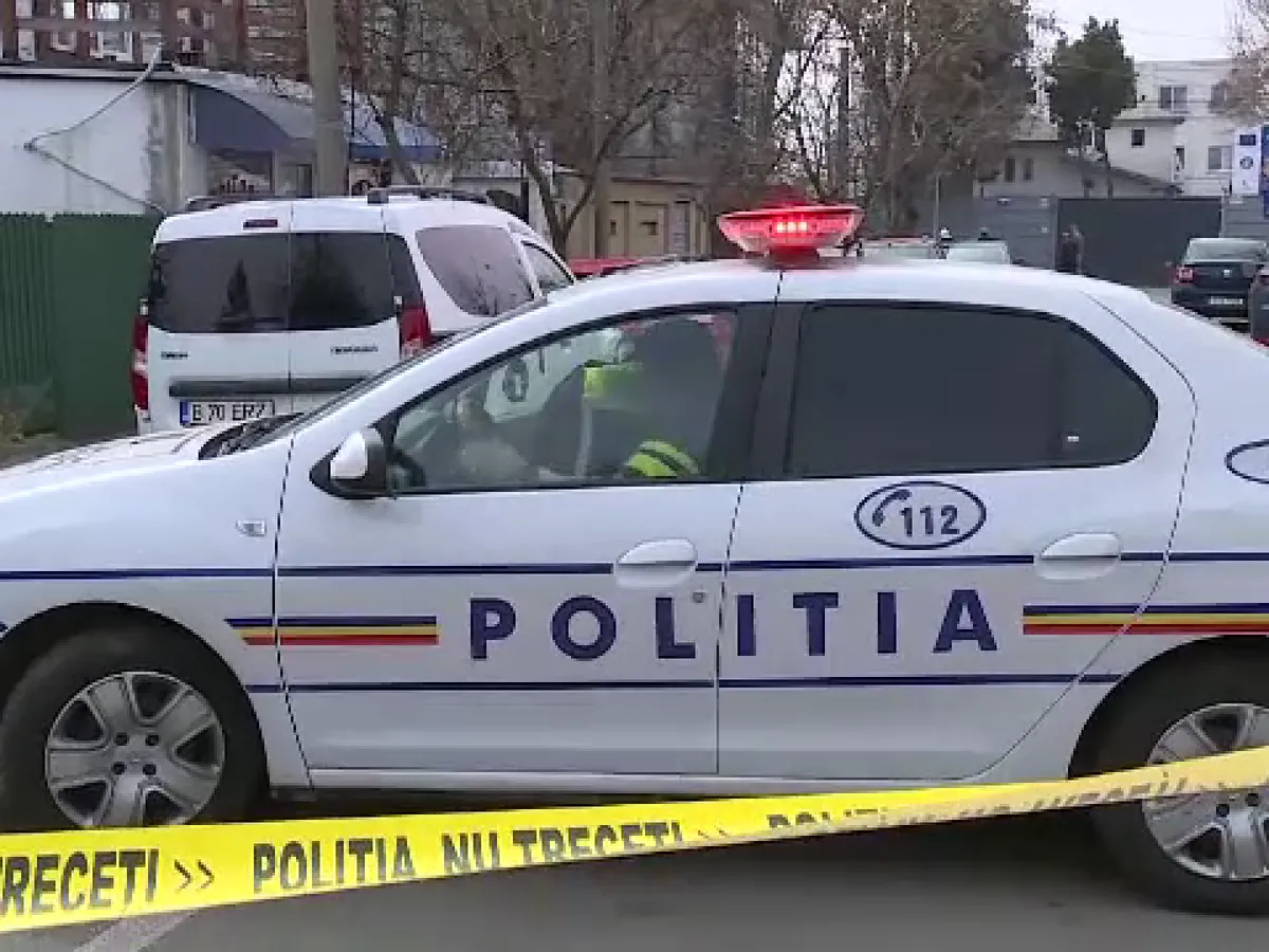 Un tânăr de 22 de ani a fost reținut după ce un bărbat a căzut de la etaj. Ce s-a întâmplat? - Foto: Arhiva (imagine cu rol ilustrativ)