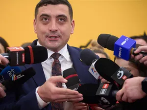 George Simion, "culcat" la picioarele lui Călin Georgescu: "Nu candidez. Voi face ce zice el" - Foto: Profimedia images