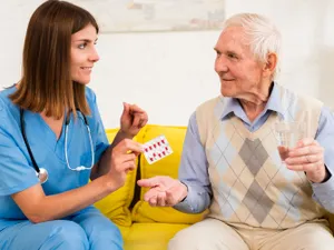 Nedreptate: CASS aplicat la 2.000.000 pensie. Unii medici eliberează 200 de concedii medicale pe zi -Foto: Freepik