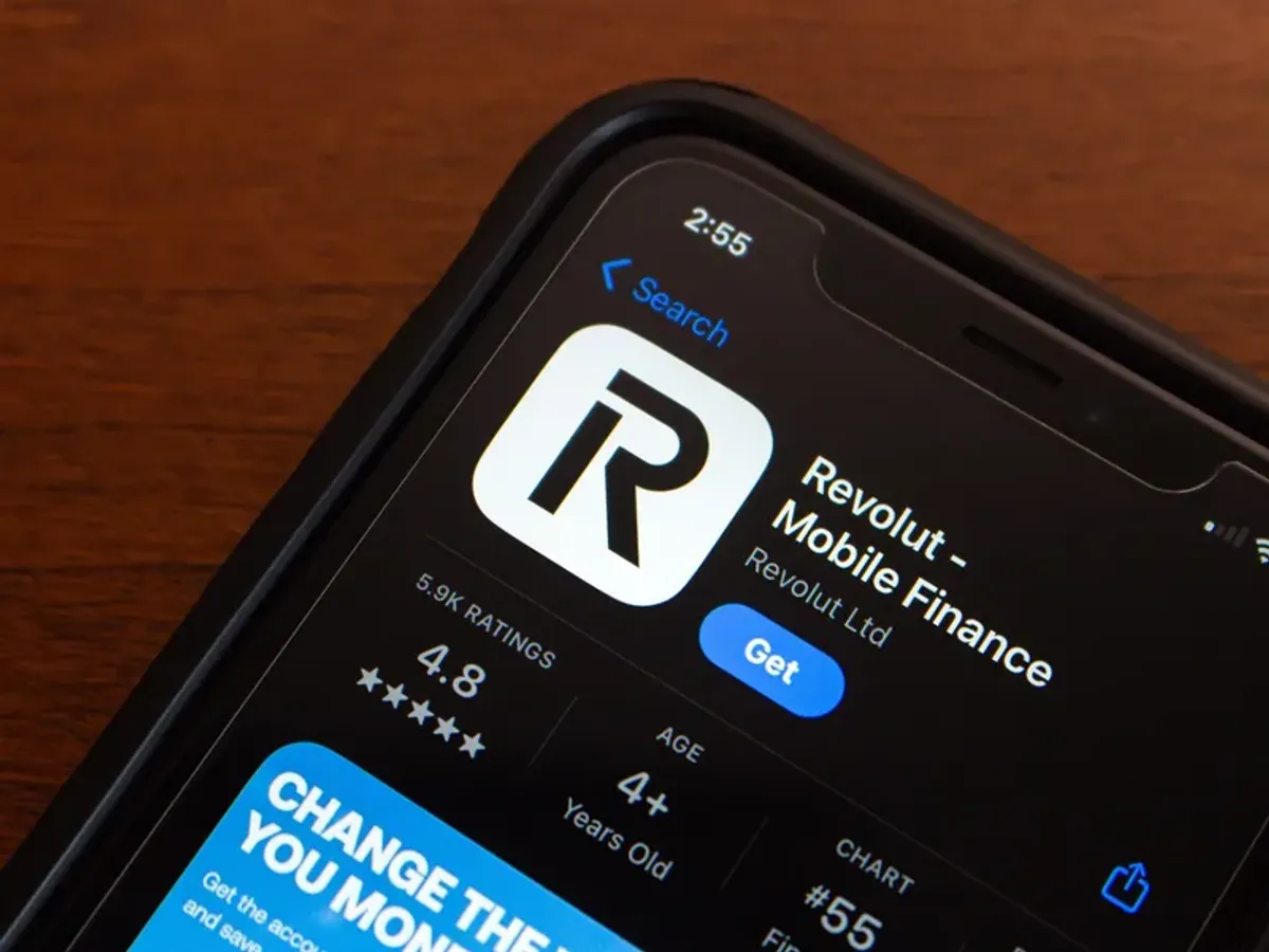 Revolut - Foto: Profimedia Images - Imagine cu rol ilustrativ