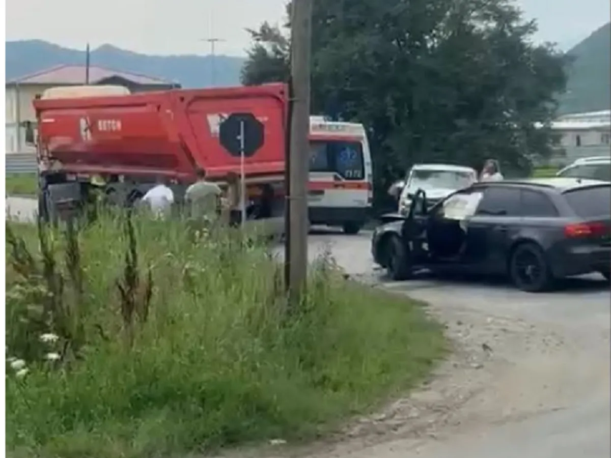 Accident pe un drum din Sibiu - Foto: facebook