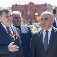 Semnal de la Oradea: Antonescu și Bolojan, împreună pentru România - Foto: INQUAM PHOTOS/Virgil Simionescu