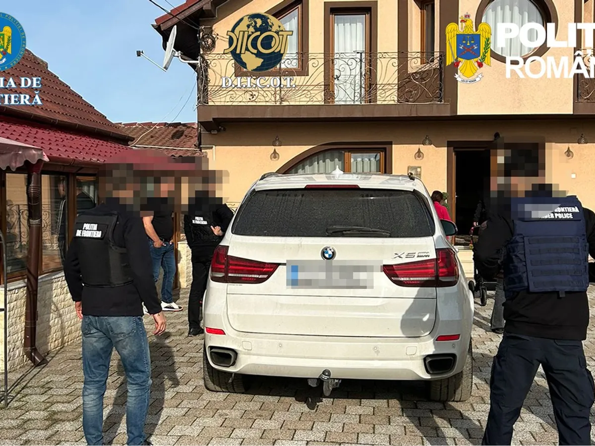 Percheziții - Foto: Poliția Română- DIICOT- Poliția de Frontieră