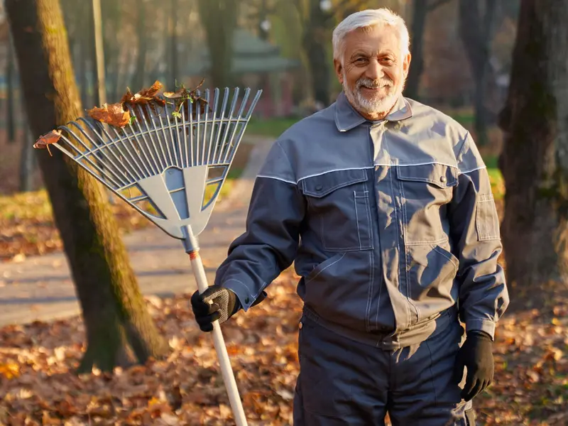 ALERTĂ Pensie crescută cu sute de lei pentru 170.000 pensionari din octombrie. Ce meserie au avut? - Foto: Freepik