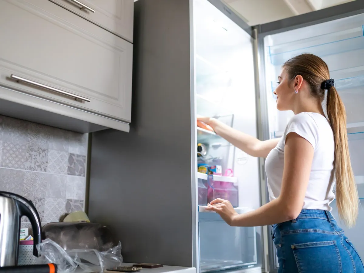 Cât timp mai putem mânca ouăle roșii de la Paște? Vezi cum să le păstrezi proaspete în aceste zile