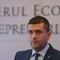 Ministrul Economiei, Radu Miruţă, spune că nu vrea să dea jos sinecuriştii ca să-i pună pe "ai lui" - Foto: INQUAM PHOTOS/George Călin