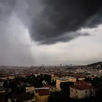 România, între caniculă și furtuni, ploi torențiale și grindină în 19 județe. Zonele afectate - Foto: Profimedia images - Caracter ilustrativ