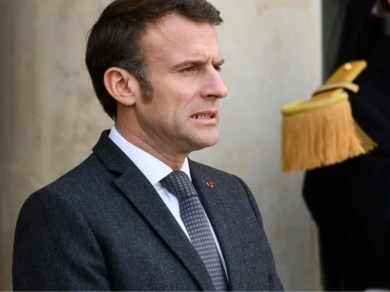 Macron scade în sondaje/Foto: twitter