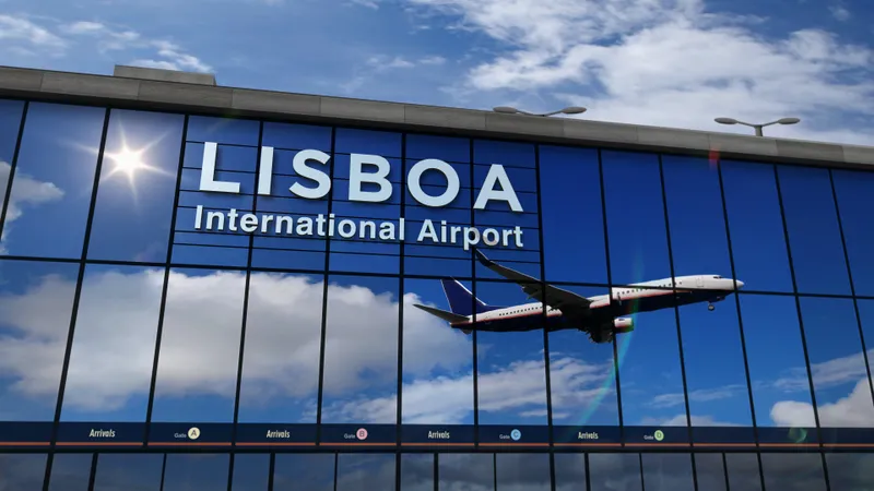 Activitatea aeroportului din Lisabona perturbată de o grevă a manipulatorilor de bagaje / musement