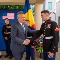 Nicolae Ciucă, de Ziua Independenței SUA: „Suntem cu inima alături de prietenii noştri americani” - Foto: Facebook / Nicolae Ciucă