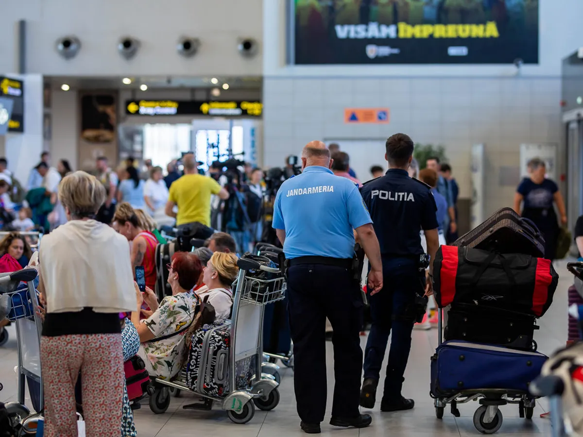 Aeroportul Otopeni din București se laudă că are apă potabilă și o oferă gratis pasagerilor. Nu avea de 14 ani