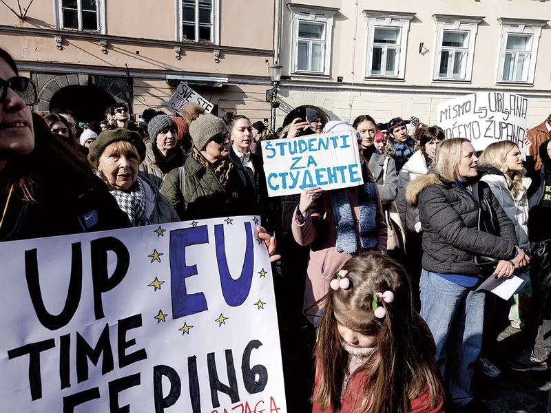 Studenții sârbi cer să se termine cu ambiguitatea și țara să se îndrepte către UE - Foto: Profimedia Images