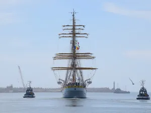 Ce mesaj a transmis SRI marinarilor de Sfânta Maria? Postarea a devenit virală - Foto: Facebook/ SRI