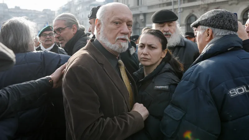 Gelu Voican Voiculescu INQUAM PHOTOS / George Calin