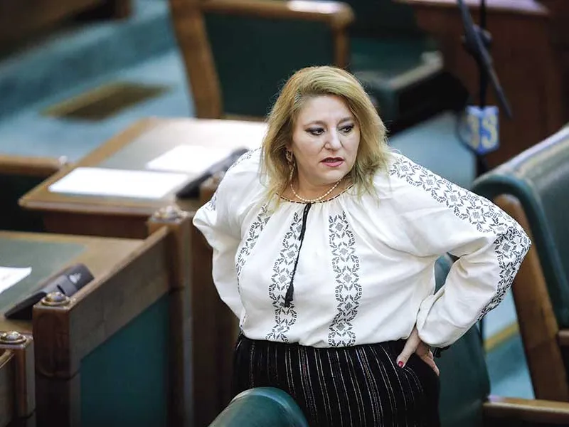 Diana Șoșoacă, ex-AUR, a dat tonul la insultele pentru Dominic Fritz - Foto: INQUAM PHOTOS/ George Călin