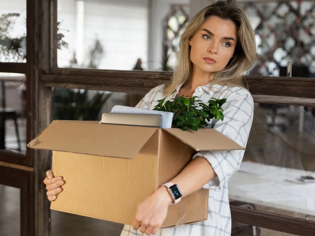 Persoană concediată - Foto: Freepik (Imagine cu rol ilustrativ)