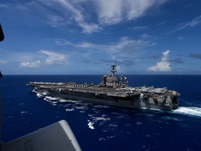 Portavionul USS Theodore Roosevelt - Foto: Profimedia images
