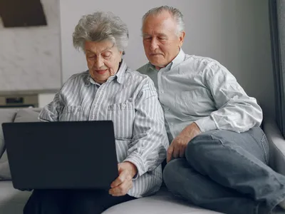 Pensionari la pensie - Foto: Magnific
