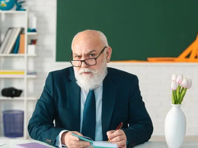 Profesor aproape de pensie - Foto. Freepik