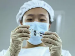 China se pregăteşte să vaccineze anti-COVID-19 copiii de peste trei ani / Guardian