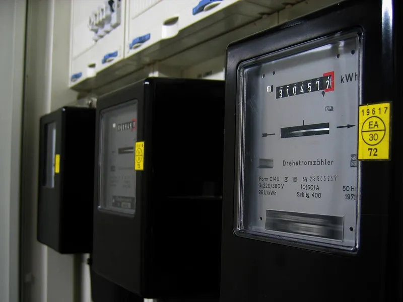 Cererile de vouchere pentru plata facturilor la energie pot fi trimise online - Foto: Pixabay (cu rol ilustrativ)