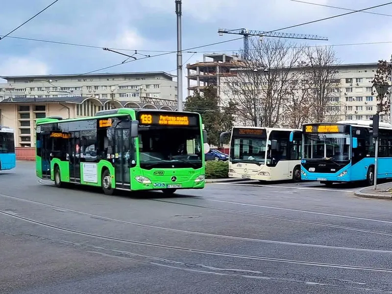 Autobuzele Capitalei - Foto: Facebook/ STB - Caracter ilustrativ