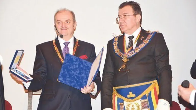 Bălănescu (dreapta) l-a suspendat pe Nistor/FOTO: NWR