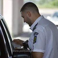Şofer bulgar, cercetat după ce a încercat să introducă în România 14.800 de ţigarete - FOTO: Poliția de Frontieră